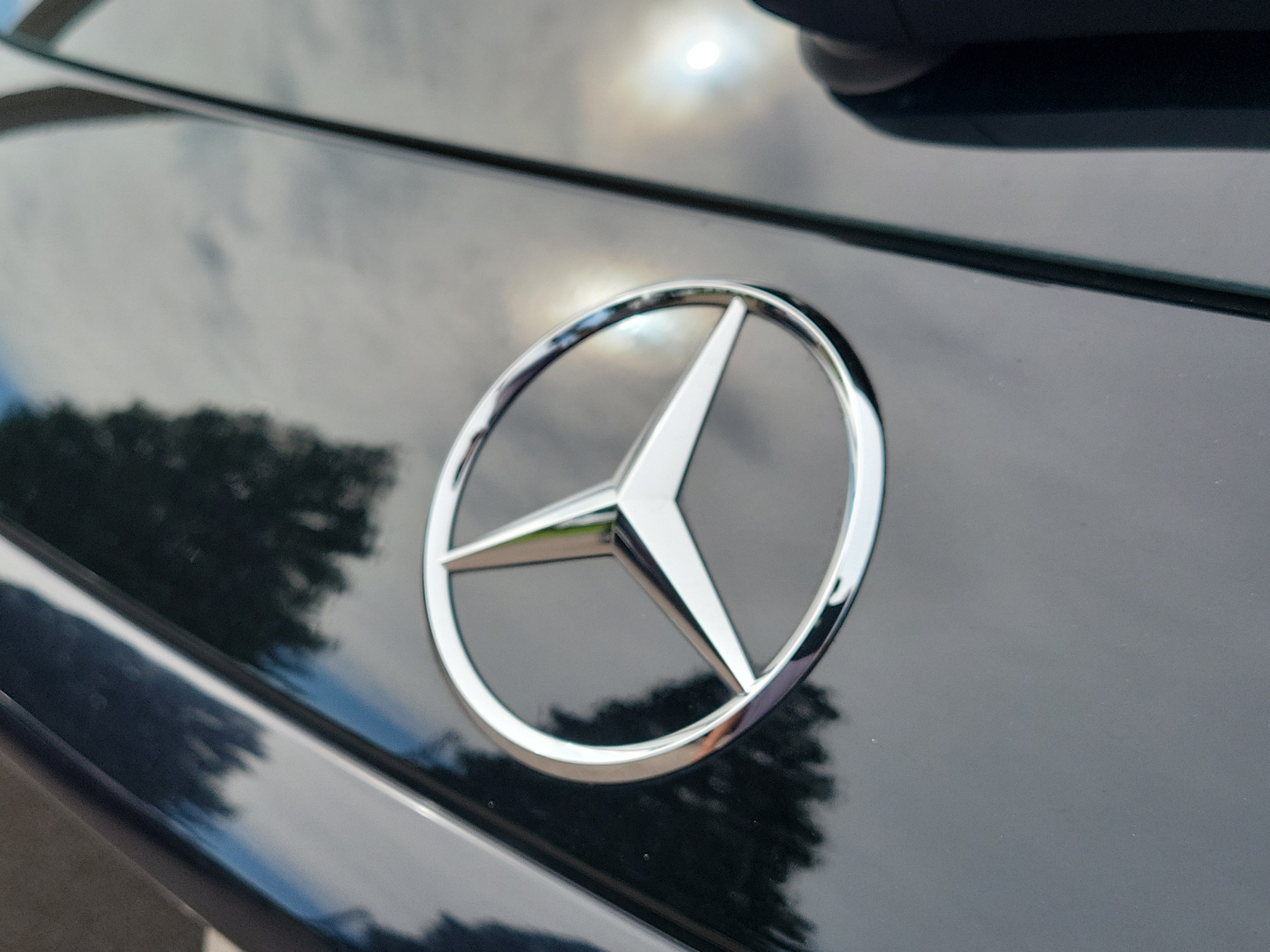 Certified 2024 Mercedes-Benz GLC 43 AMG 4MATIC image 30