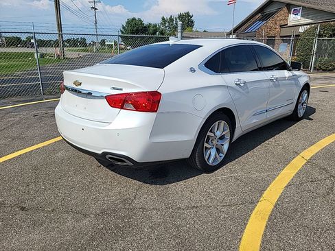 Used 2018 Chevrolet Impala Premier FWD image 3
