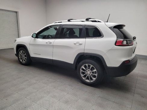 Used 2019 Jeep Cherokee Latitude Plus w/ Comfort/Convenience Group image 3