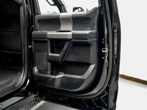 Used 2017 Ford F150 XLT w/ Equipment Group 302A Luxury image 50