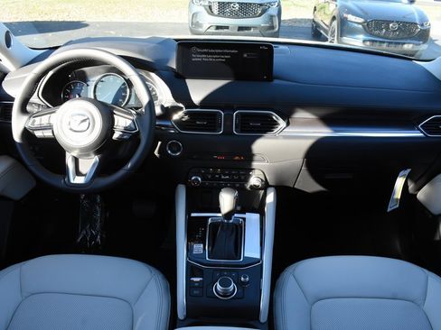 New 2025 MAZDA CX-5 AWD 2.5 S w/ Premium Plus Pkg image 33