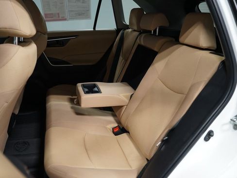 Certified 2025 Toyota RAV4 LE image 27