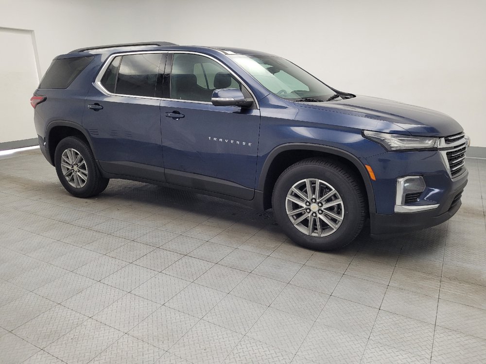 Used 2023 Chevrolet Traverse LT FWD image 11