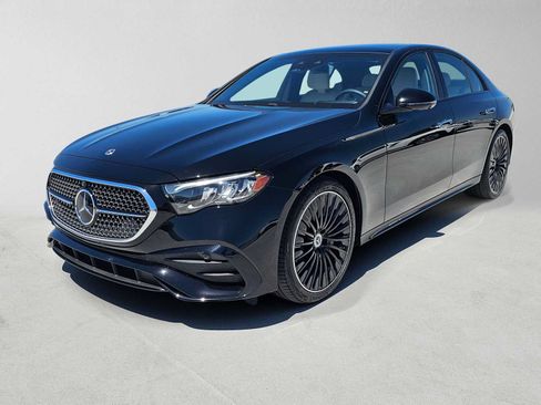 Used 2026 Mercedes-Benz E 450 4MATIC Sedan image 7