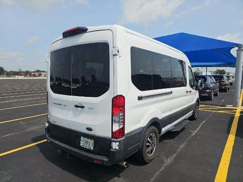 Used 2022 Ford Transit 350 XLT RWD image 3