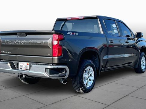 Used 2021 Chevrolet Silverado 1500 LT image 12