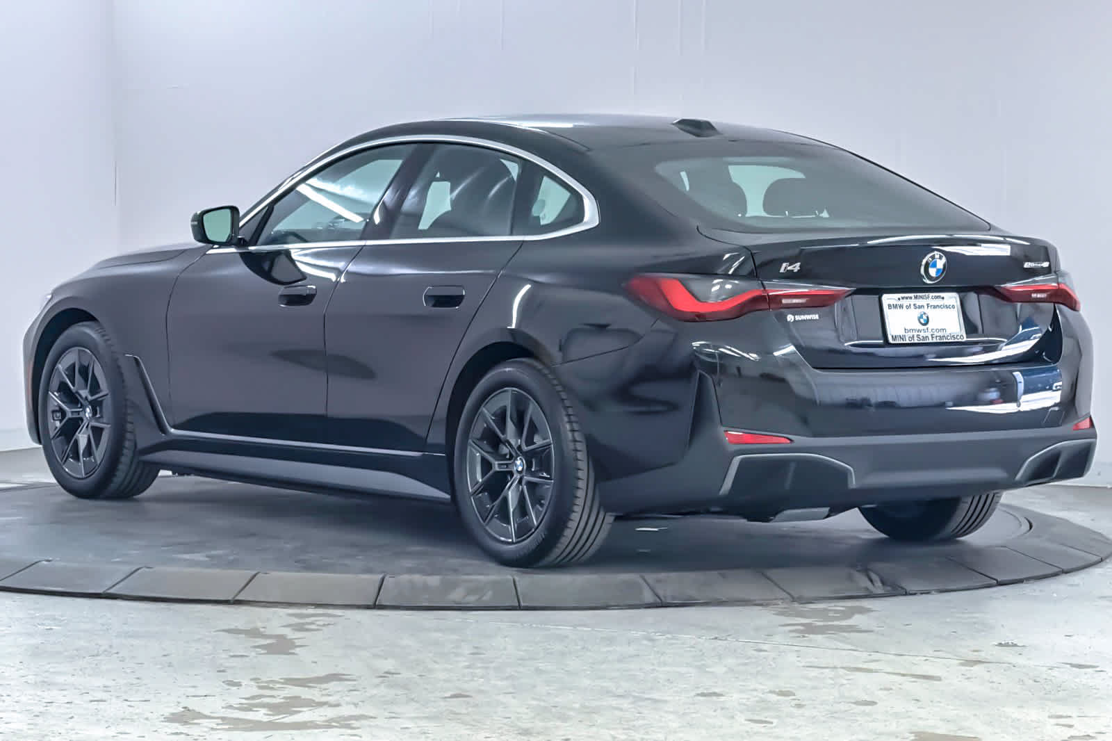 New 2026 BMW i4 eDrive40 w/ Premium Package RWD image 6