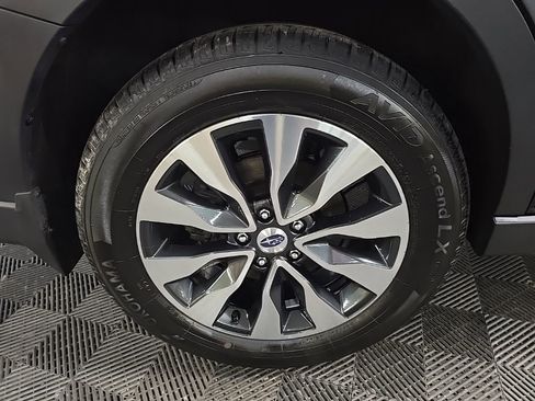 Used 2023 Subaru Outback Limited AWD/4WD image 13