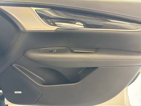 Used 2021 Cadillac XT5 Premium Luxury image 29