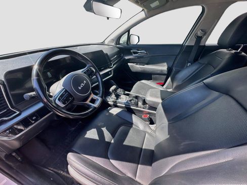 Used 2023 Kia Sportage EX AWD/4WD image 11