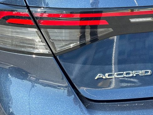 Certified 2023 Honda Accord EX image 33