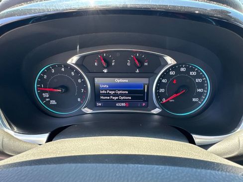 Used 2020 Chevrolet Traverse LT FWD image 29