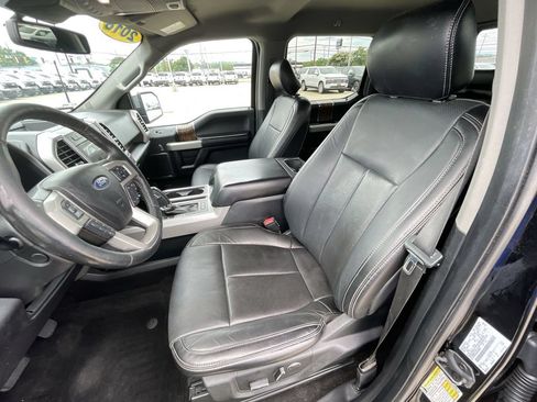 Used 2018 Ford F150 Lariat w/ Equipment Group 502A Luxury AWD/4WD image 19