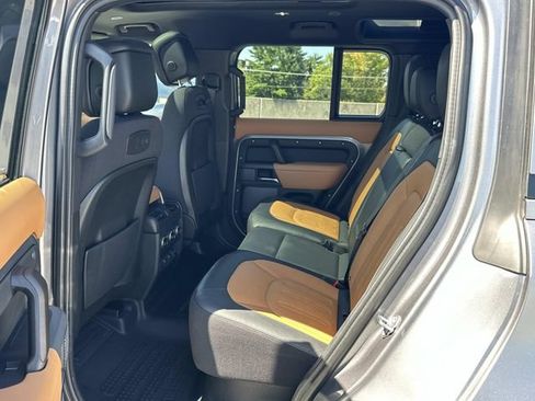 Used 2021 Land Rover Defender 110 X AWD/4WD image 17