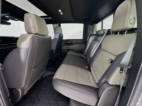 Used 2026 Chevrolet Silverado 2500 ZR2 image 27