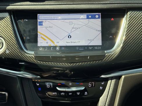 Used 2021 Cadillac XT6 Sport AWD/4WD image 20