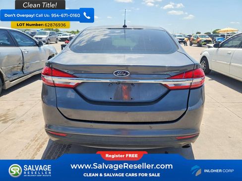 Used 2018 Ford Fusion SE w/ Fusion SE Technology Package FWD image 8