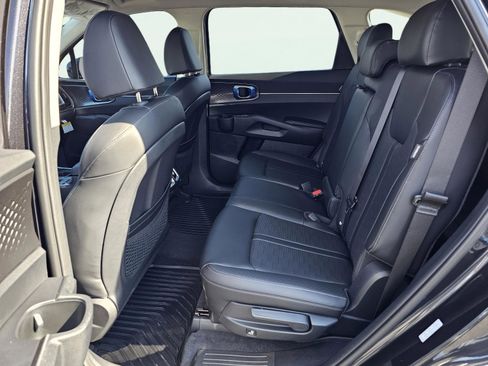 New 2026 Kia Sorento S w/ S Panoramic Sunroof Package image 30