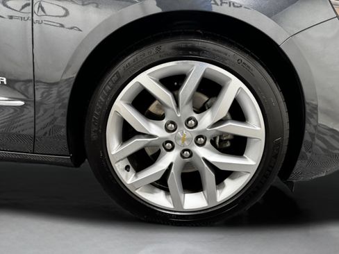 Used 2018 Chevrolet Impala Premier FWD image 53