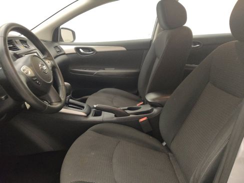 Used 2019 Nissan Sentra S FWD image 17