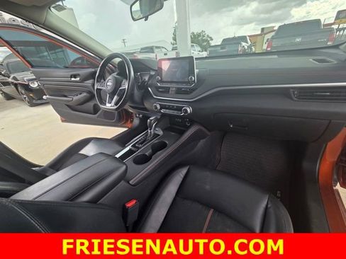 Used 2022 Nissan Altima 2.5 SR image 10