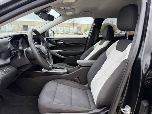 Used 2024 Chevrolet Trax LS image 22