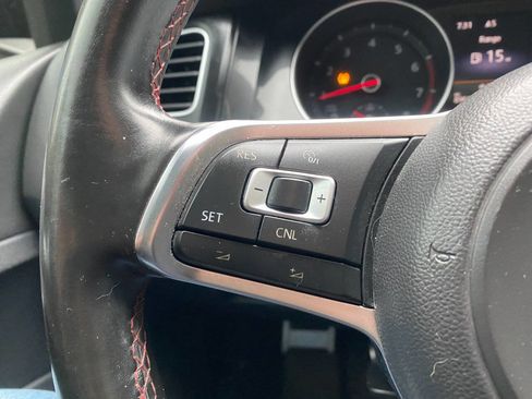 Used 2015 Volkswagen GTI S image 17