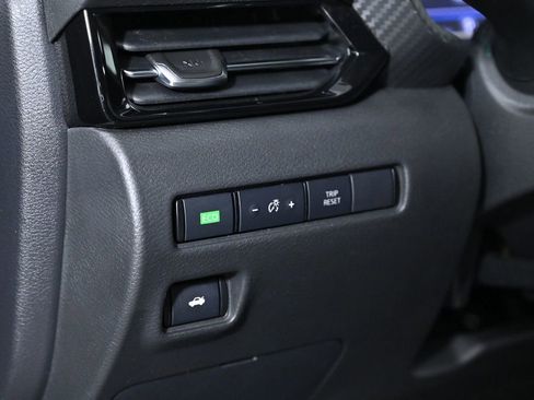 Used 2020 Nissan Sentra SV image 20