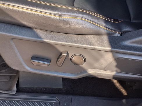 Used 2022 Ford Bronco Badlands image 4