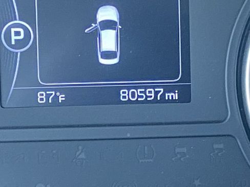 Used 2018 Kia Optima LX w/ 17" Alloy Wheels Package FWD image 29