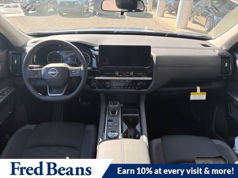 New 2026 Nissan Pathfinder SV image 9