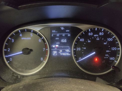 Used 2024 Nissan Versa S w/ Trunk Package FWD image 23