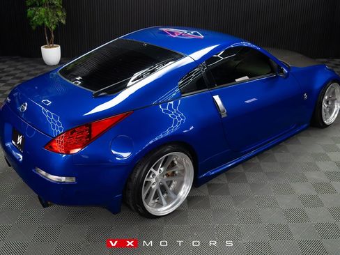 Used 2006 Nissan 350Z Coupe w/ (N93) Cargo Convenience Pkg RWD image 16