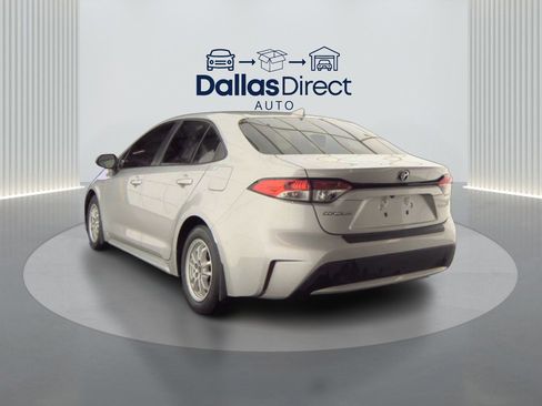 Used 2020 Toyota Corolla LE image 9