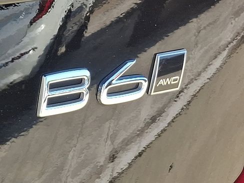 Certified 2024 Volvo XC90 B6 Plus w/ Protection Package image 35