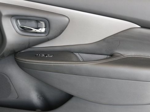 Used 2020 Nissan Murano SL w/ Moonroof Package AWD/4WD image 44