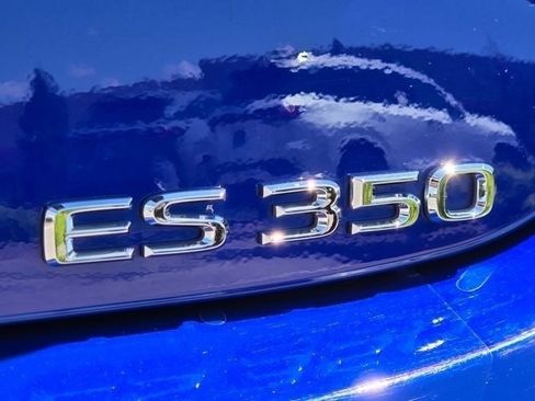 Used 2024 Lexus ES 350 w/ Accessory Package (Z1) FWD image 9
