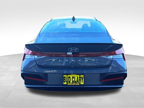New 2026 Hyundai Elantra SEL Sport Premium FWD image 4