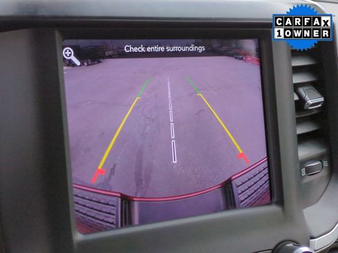 Used 2020 RAM 2500 Big Horn w/ Level 2 Equipment Group image 18