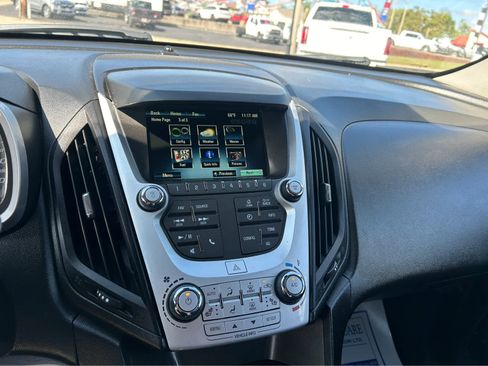 Used 2016 Chevrolet Equinox LT w/ Convenience Package image 28