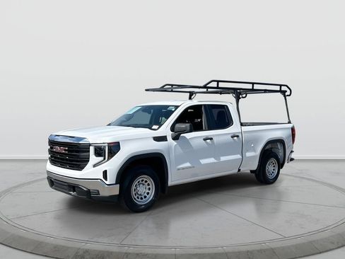 Used 2023 GMC Sierra 1500 Pro w/ Convenience Package RWD image 4
