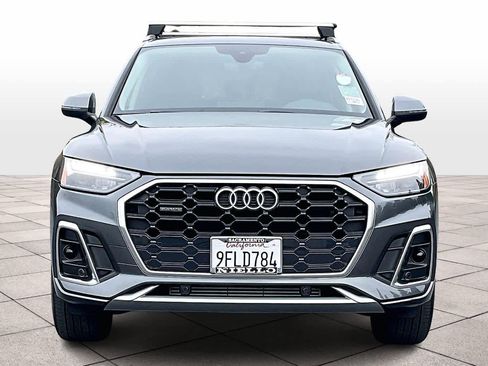 Used 2023 Audi Q5 2.0T Premium w/ Convenience Package image 3