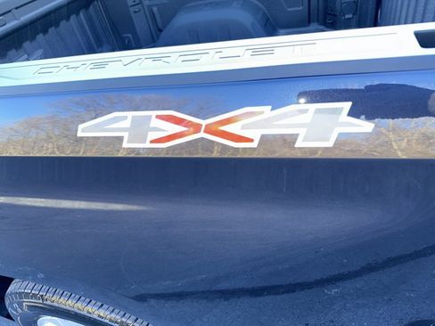 Used 2023 Chevrolet Silverado 1500 LTZ w/ LTZ Premium Package image 34