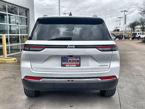 New 2026 Jeep Grand Cherokee Laredo X RWD image 5