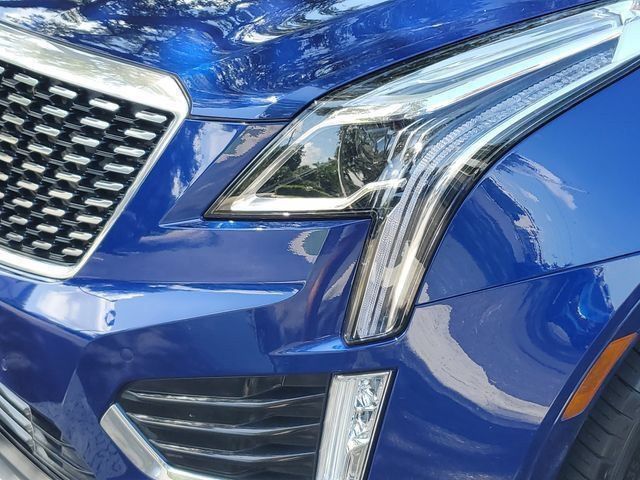 Certified 2023 Cadillac XT5 Premium Luxury w/ LPO, Floor Liner Package AWD/4WD image 11