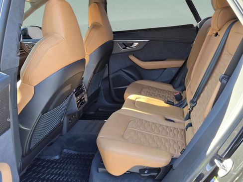 Used 2024 Audi RS Q8 image 8