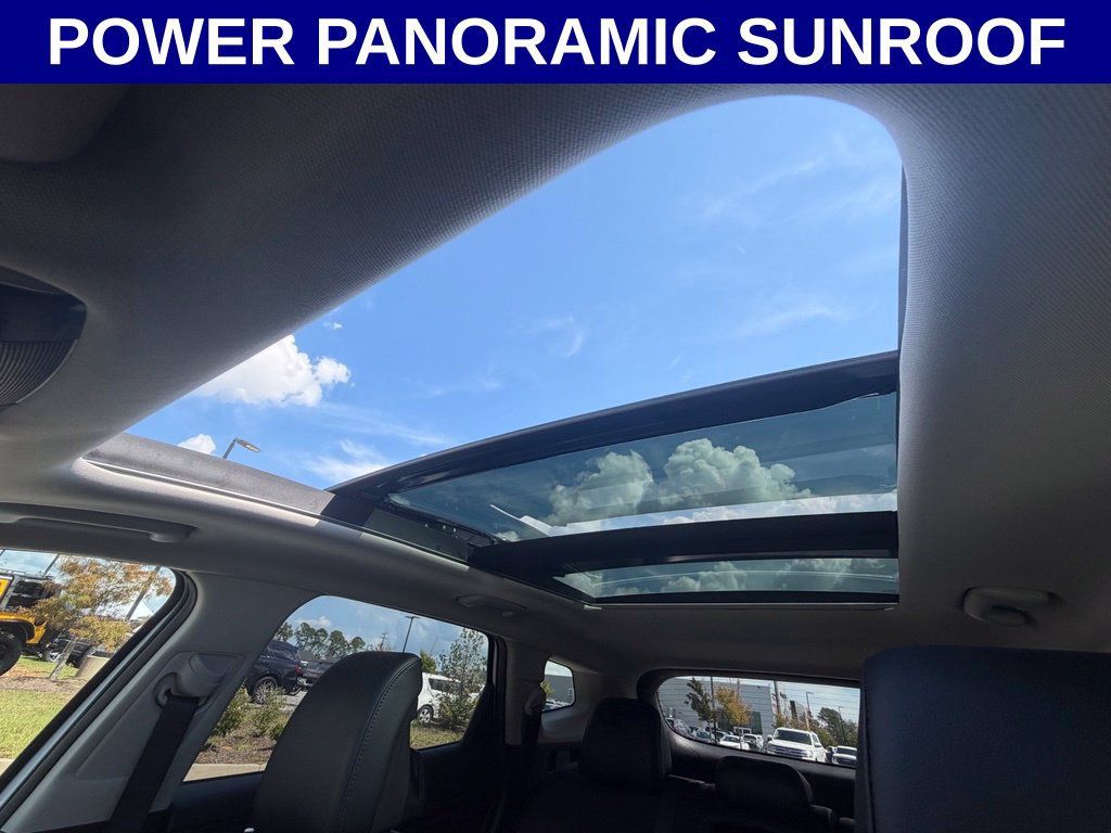 Used 2023 Kia Sportage SX FWD image 2