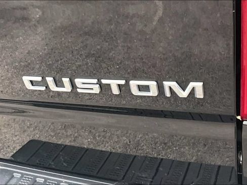 Used 2023 Chevrolet Silverado 1500 Custom AWD/4WD image 25