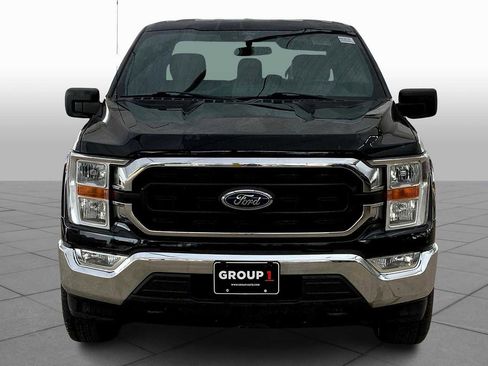 Used 2021 Ford F150 XLT image 3