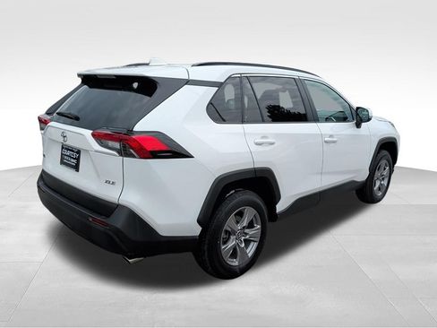 Used 2024 Toyota RAV4 XLE FWD image 5